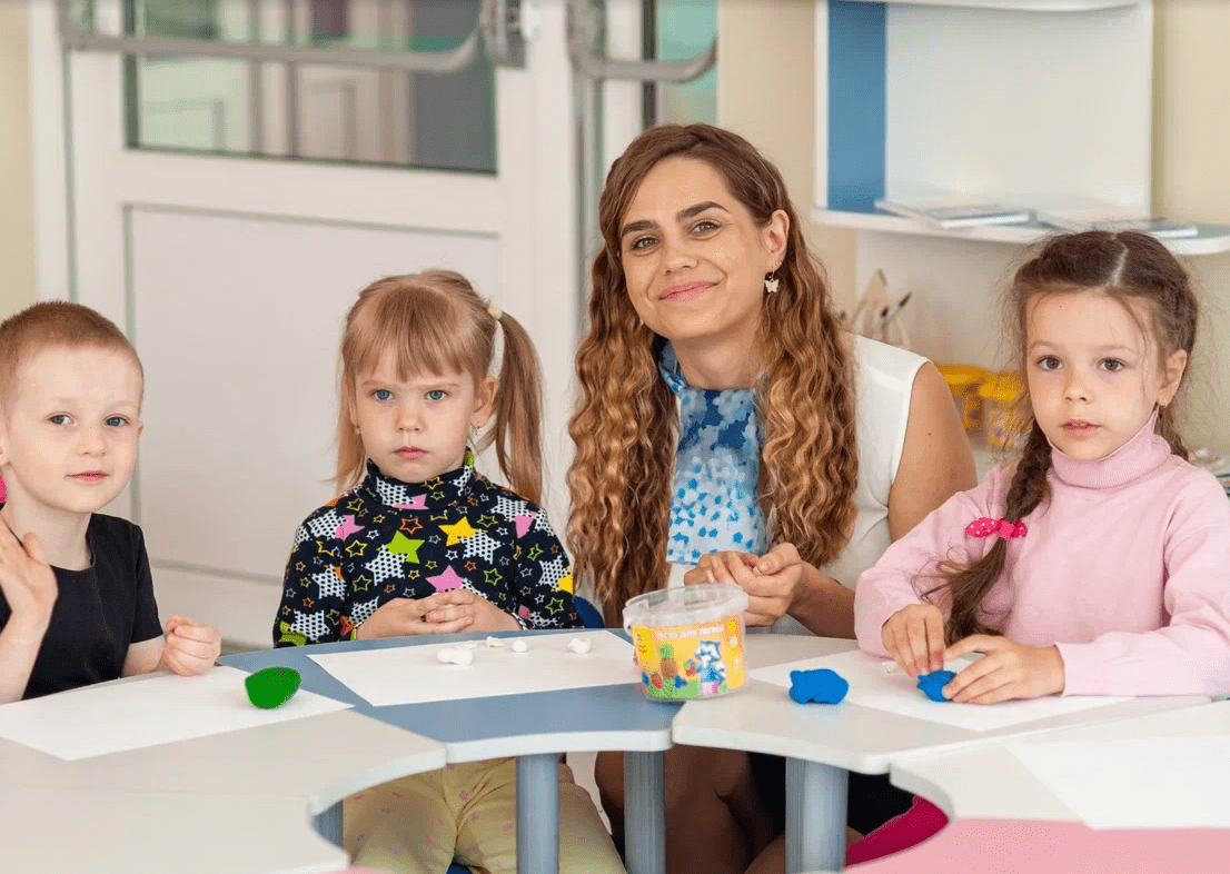 Врач рассказала, когда детям нельзя давать новогодние блюда