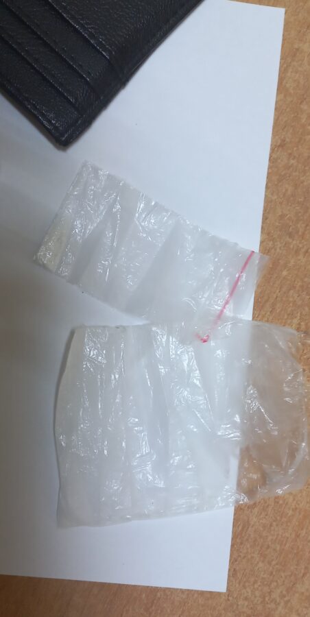 В Твери на железнодорожном вокзале задержали мужчину, который "нашел" наркотики