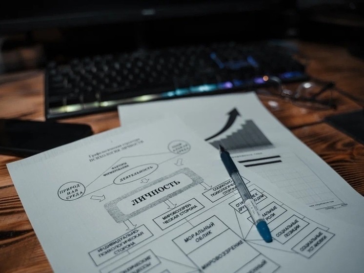 В День Конституции главный редактор РИА «Верхневолжье» размышляет о главных качествах «слуг государевых»