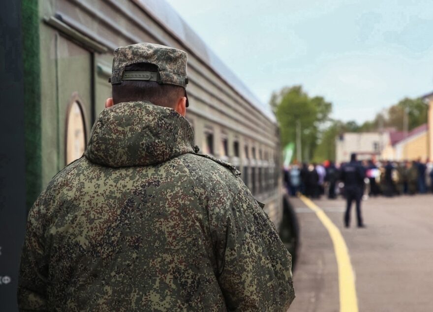 Протоиерей Роман Манилов: «Служба по контракту является большим подспорьем подразделениям Вооруженных сил Российской Федерации»