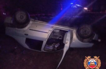 В Тверской области «улетел» с трассы «Рено Логан» В Тверской области «улетел» с трассы «Рено Логан»