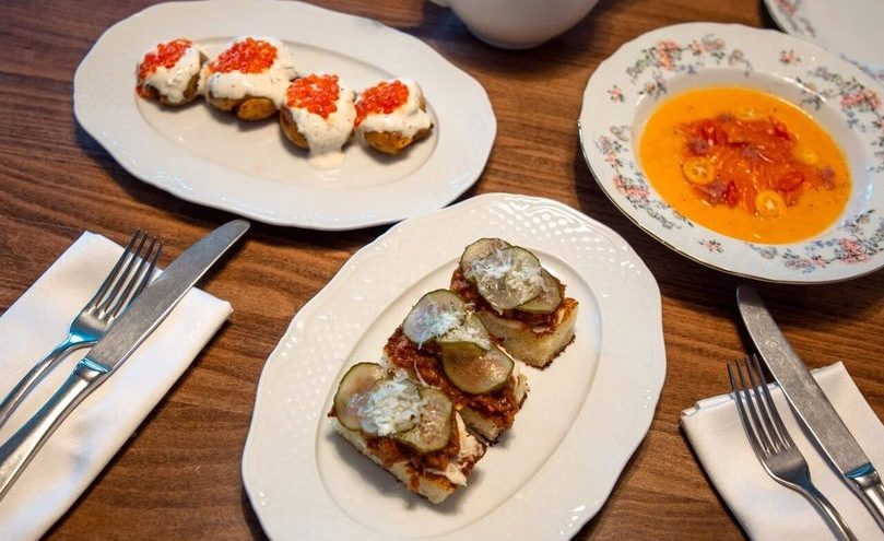 Любовь в «Хорошем городе»: Зина Овштейн поделилась секретом бизнеса и новогодними рецептами