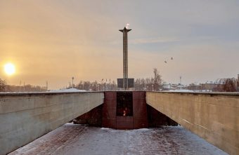 Игорь Руденя поздравил ветеранов и жителей Верхневолжья с 83-й годовщиной освобождения Калинина от немецко-фашистских захватчиков Игорь Руденя поздравил ветеранов и жителей Верхневолжья с 83-й годовщиной освобождения Калинина от немецко-фашистских захватчиков