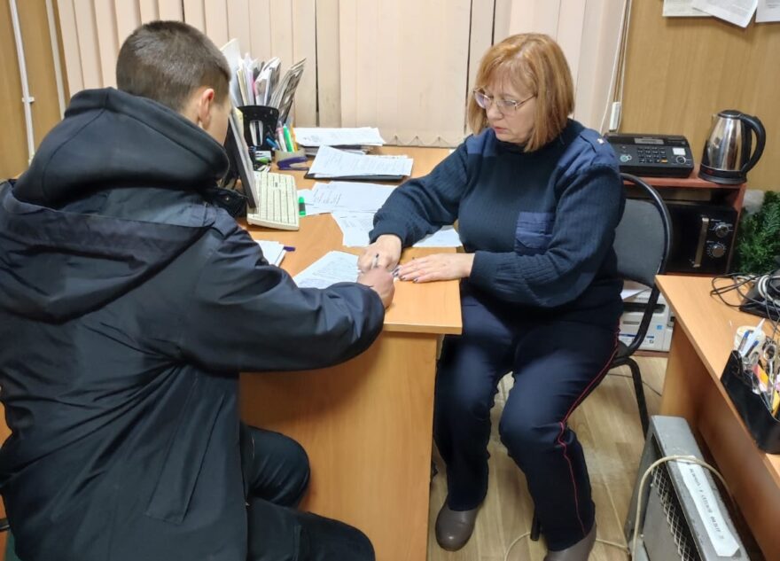 В Тверской области со скорого поезда сняли "зацепера"