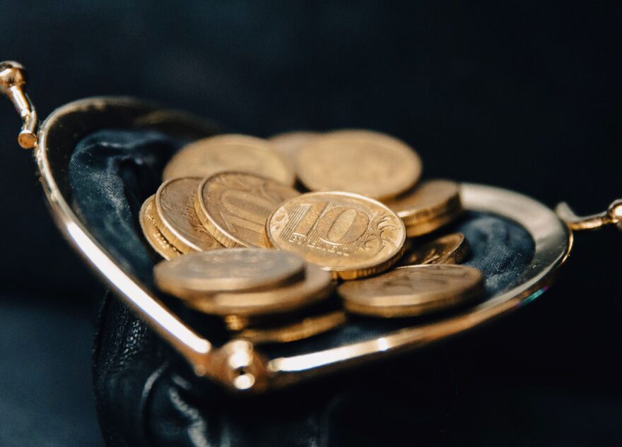 Жители Тверской области вернули в банки почти 4 миллиона рублей