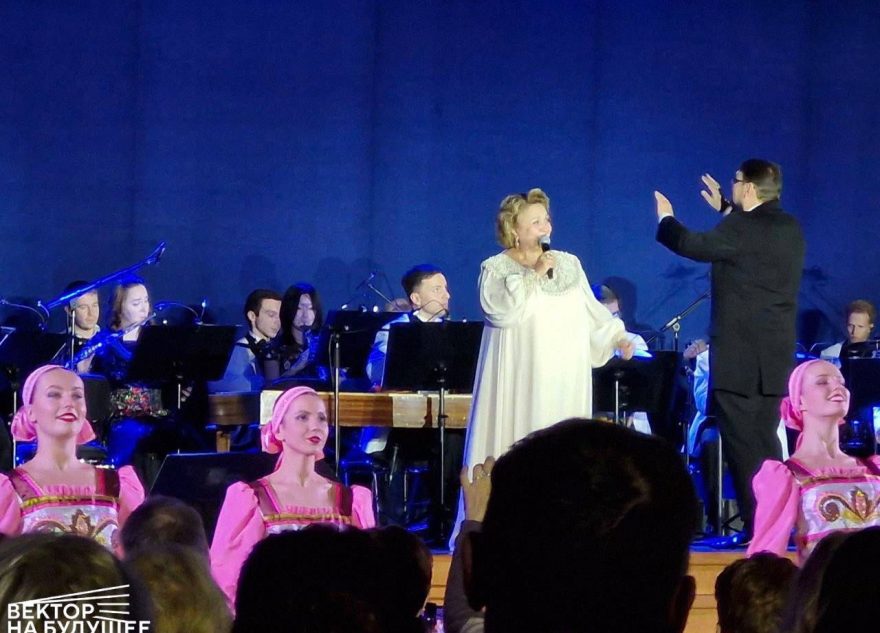 «Подари праздник»: в Твери прошла новогодняя ёлка для ребят, оказавшихся в трудной жизненной ситуации