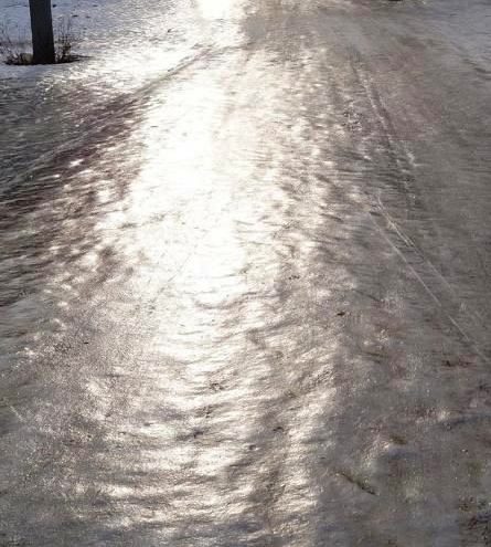 В Тверской области дорога угрожает жизни и здоровью жителей