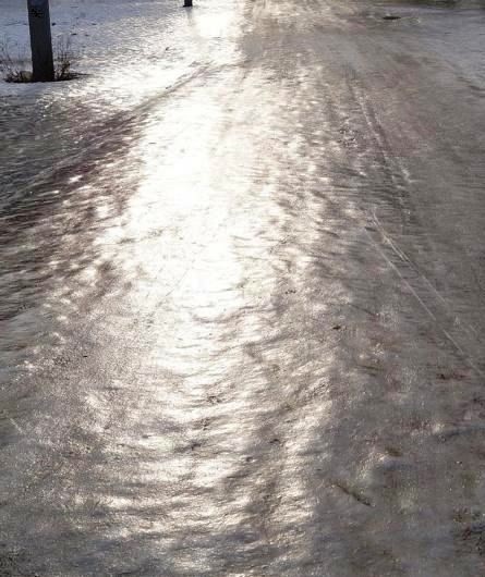 В Тверской области дорога угрожает жизни и здоровью жителей