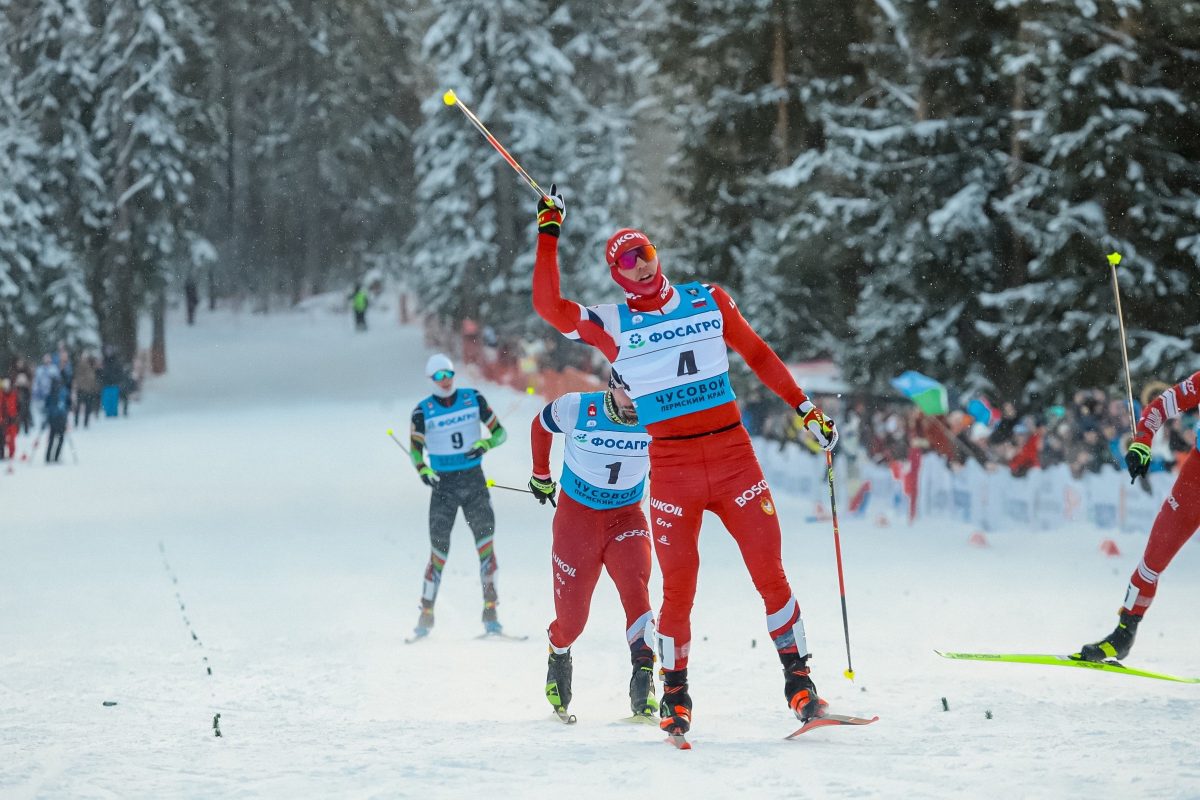 Лыжник Александр Терентьев порадовал Наташу и Василису победой в спринте