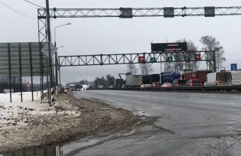 Под Тверью на М-10 собралась огромная пробка