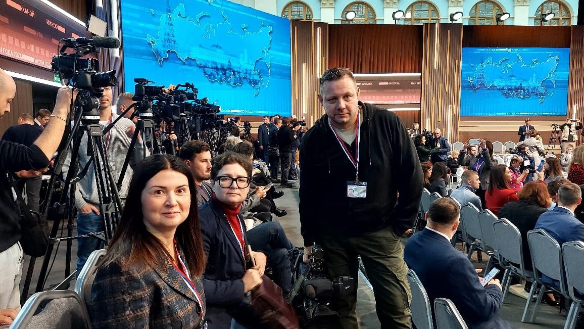 Главный редактор РИА «Верхневолжье» присутствует в студии прямой линии Владимира Путина