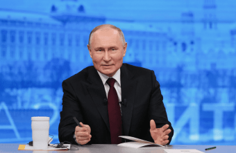 Прямая линия Владимира Путина впервые пройдет с эффектом дополненной реальности Прямая линия Владимира Путина впервые пройдет с эффектом дополненной реальности