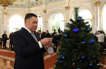 Губернатор Игорь Руденя исполнит новогодние мечты юных жителей Тверской области и города Бердянск Губернатор Игорь Руденя исполнит новогодние мечты юных жителей Тверской области и города Бердянск
