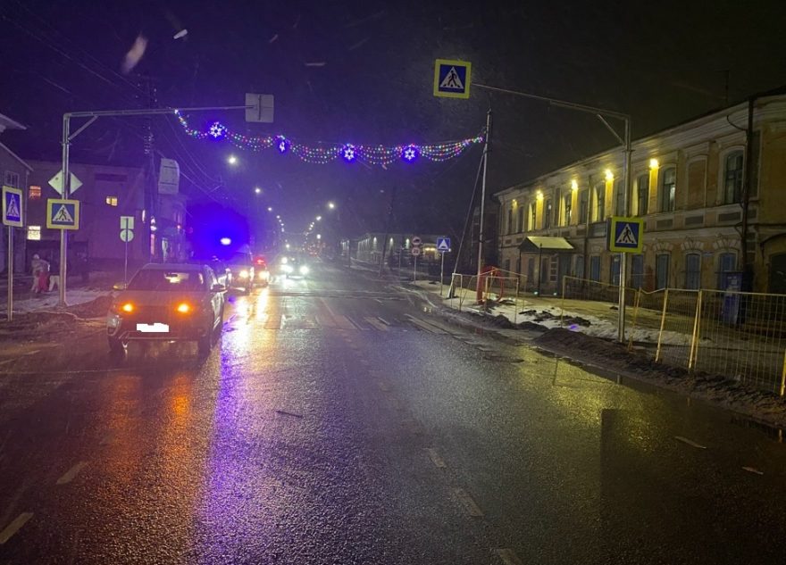 15-летнюю девочку сбили на переходе в Тверской области