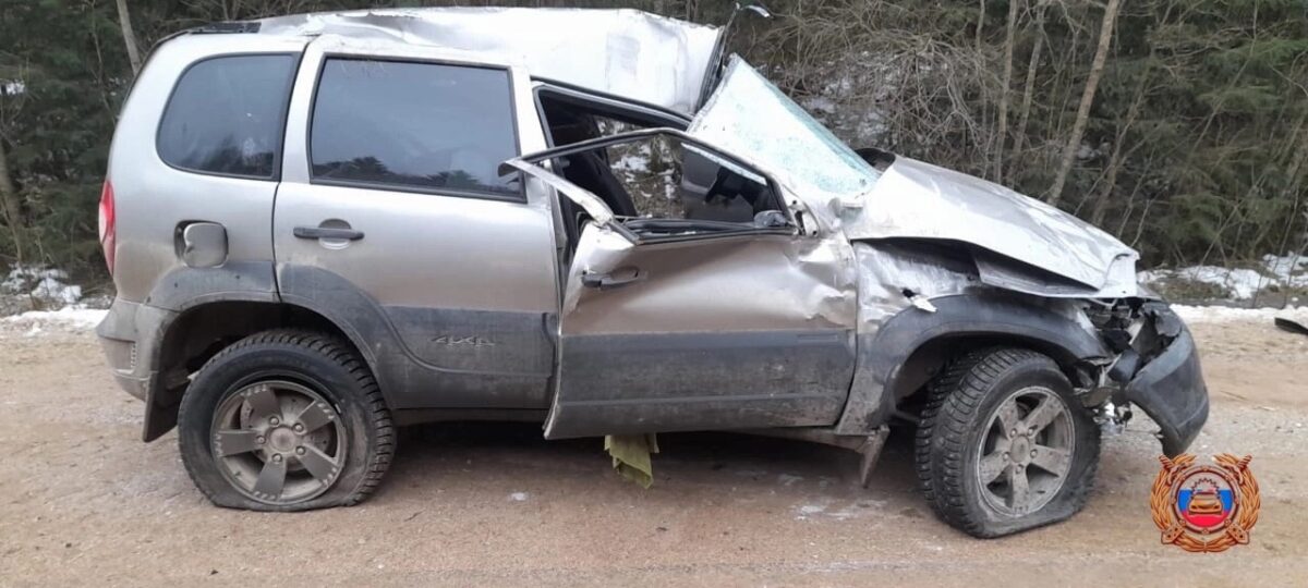 Появились подробности ДТП с "Нивой", перевернувшейся в Тверской области