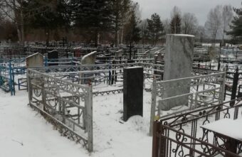 С кладбищ в Тверской области стали пропадать столики и калитки С кладбищ в Тверской области стали пропадать столики и калитки