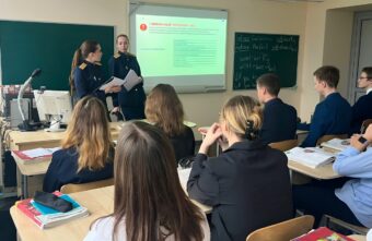 Следователи рассказали тверским школьникам о противодействии экстремизму и терроризму