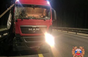 В Тверской области при столкновении большегруза и Газели пострадали два пешехода В Тверской области при столкновении большегруза и Газели пострадали два пешехода