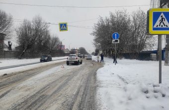В Твери женщина на Опеле сбила двух пьяных пешеходов В Твери женщина на Опеле сбила двух пьяных пешеходов