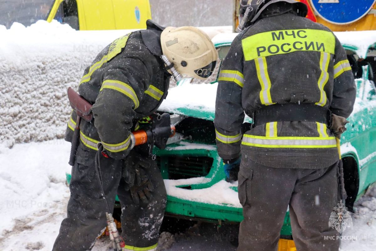 Межведомственные учения по ликвидации ДТП прошли на обходе Твери