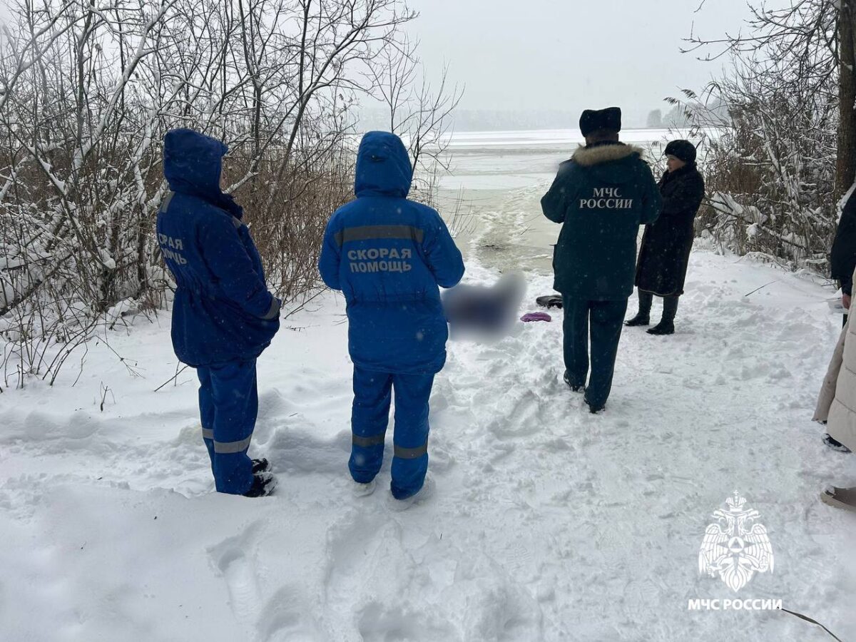 В Тверской области рыбак провалился под лёд