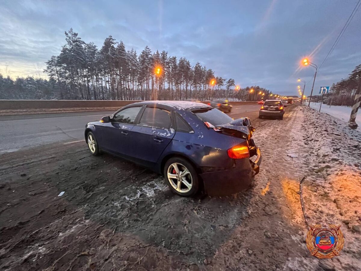 Женщина пострадала в ДТП с участием двух иномарок под Тверью
