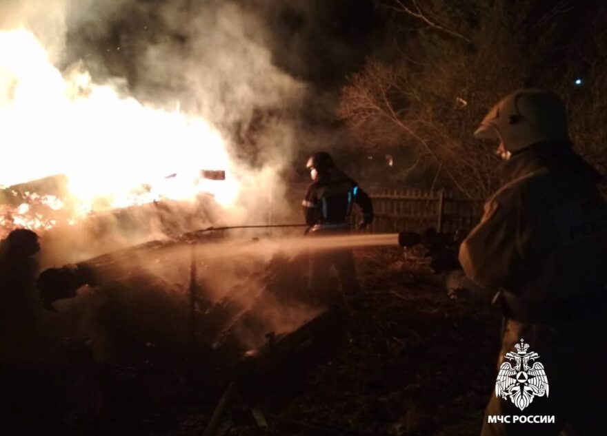 Утром в Тверской области сгорел дачный дом