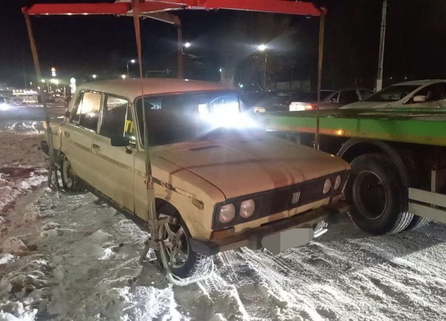 В Твери остановили ВАЗ с несовершеннолетним водителем