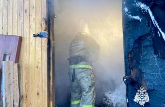 В Тверской области пожарным удалось спасти жилой дом В Тверской области пожарным удалось спасти жилой дом