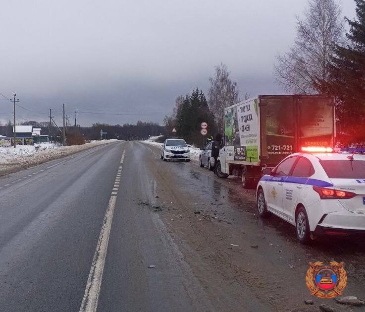 В Тверской области один человек пострадал в ДТП сразу после другого ДТП