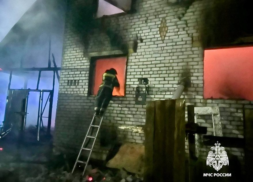 На пожаре в Тверской области погиб курильщик