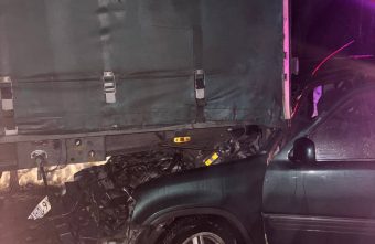 В Тверской области пьяный водитель иномарки "влетел" в грузовик