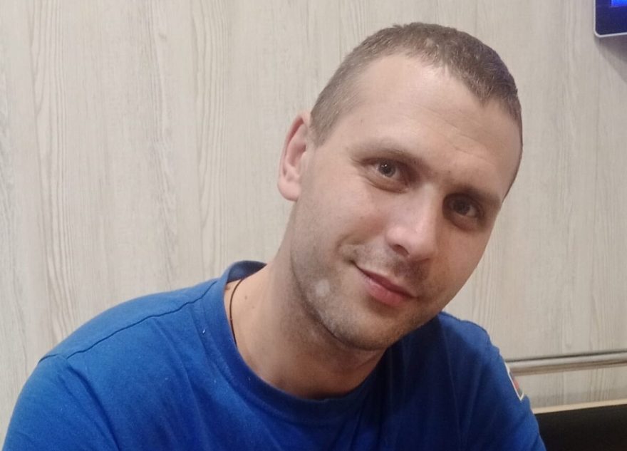 Александра Крайнова, спасшего людей во время атаки БПЛА на Торопец, наградили медалью