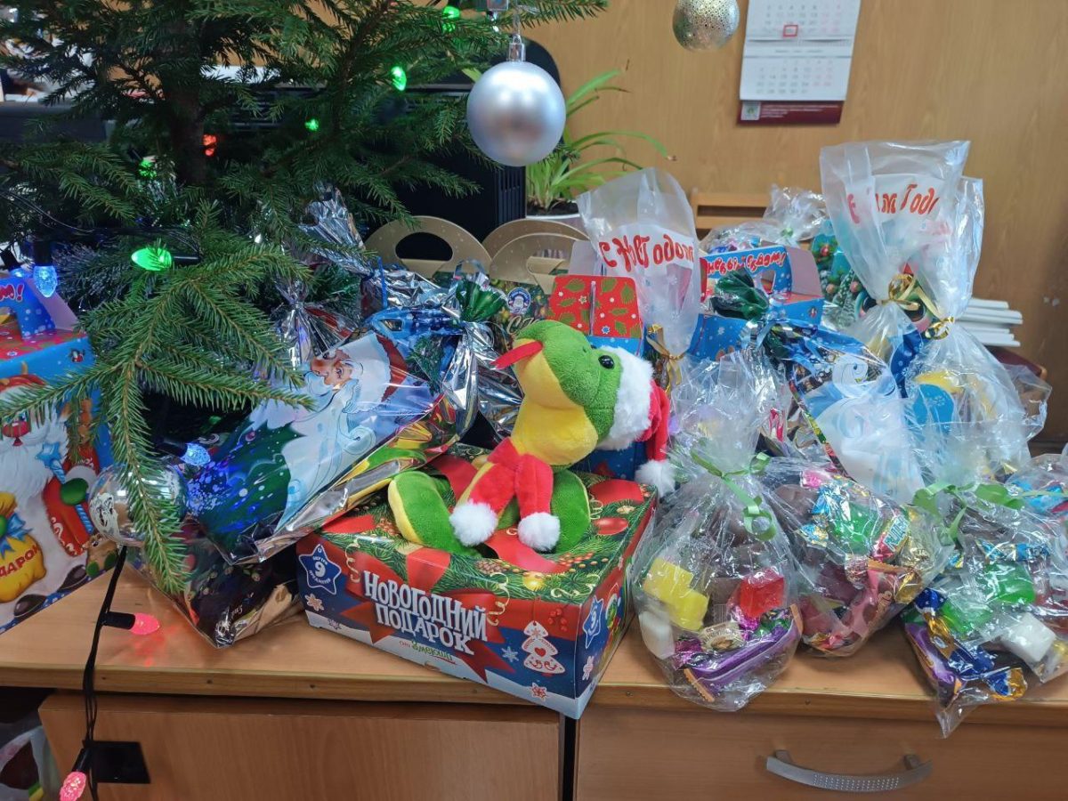 В Калязине проходит благотворительная акция «Подарки детям»