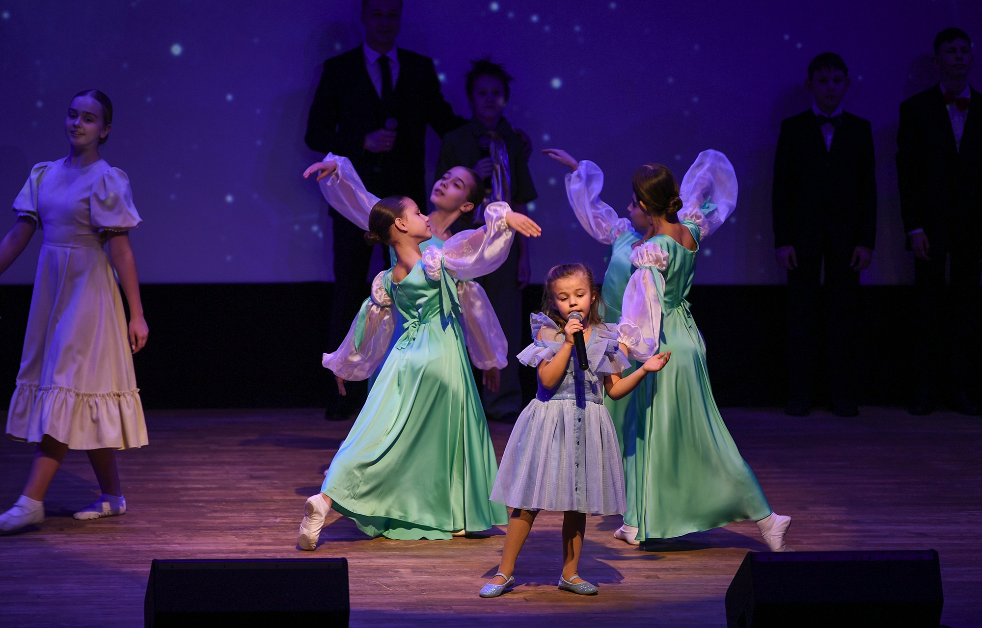 Вместе 10, 20, 30, 50 лет: в Тверской области чествовали супружеские пары, отмечающие юбилей совместной жизни