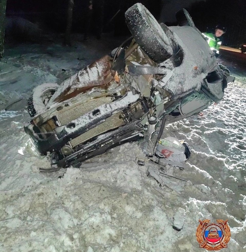 На трассе в Тверской области перевернулась LADA Granta