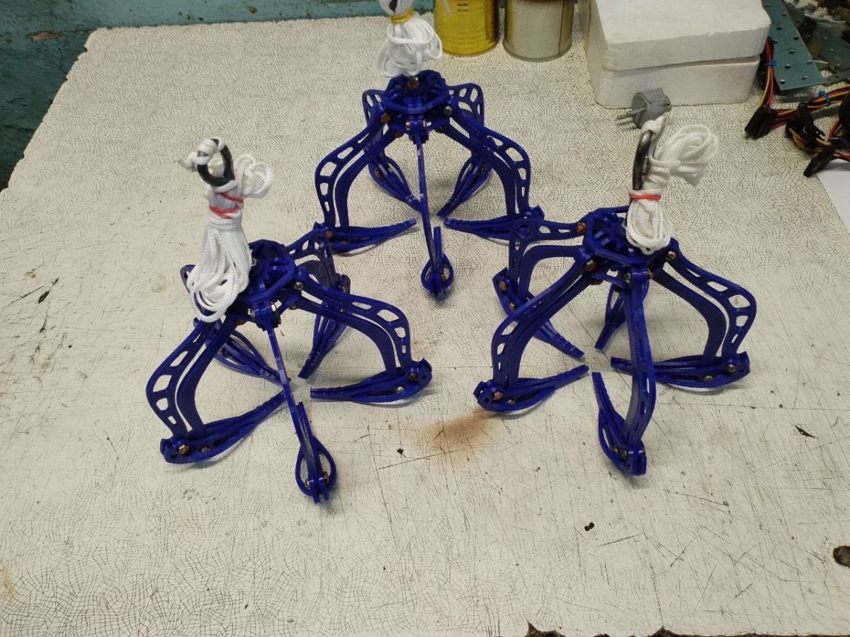 Житель Тверской области делает для фронта хвостовики, накольники и «воровайки» Житель Тверской области делает для фронта хвостовики, накольники и «воровайки»