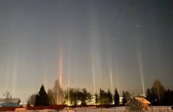 В Тверской области успели заснять больше 10 световых столбов одновременно В Тверской области успели заснять больше 10 световых столбов одновременно