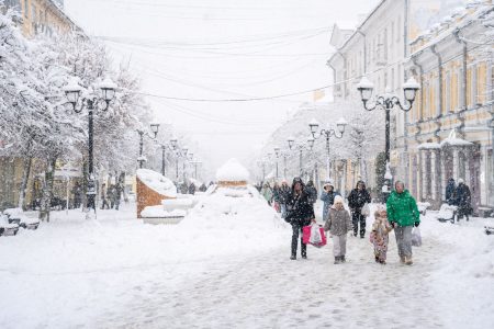Детские пособия за декабрь жители Тверской области получат досрочно
