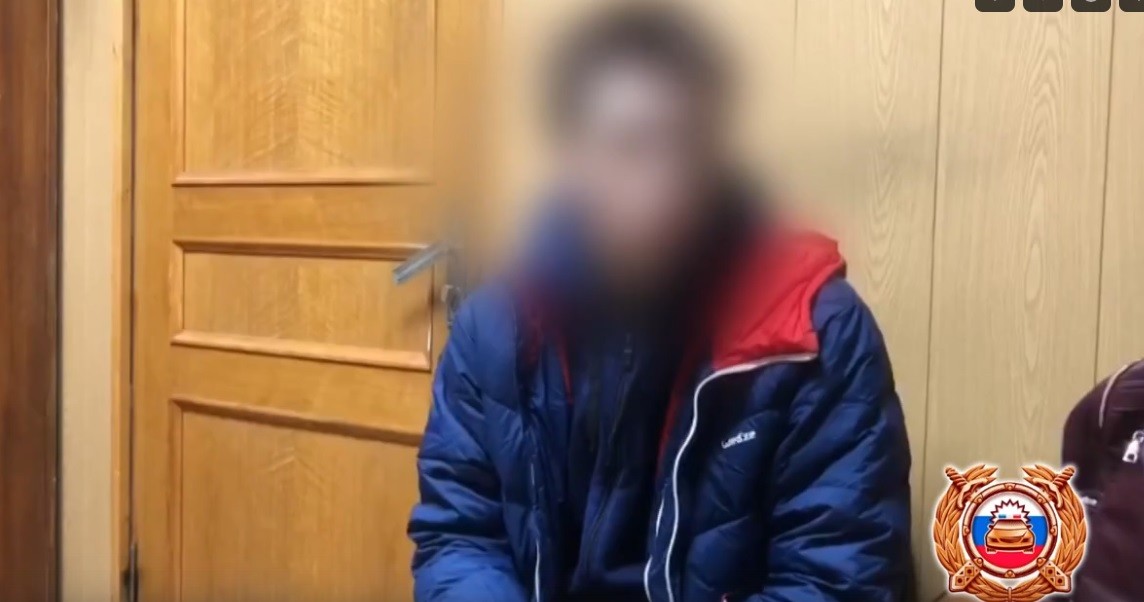 В Твери 17-летний парень на электросамокате сбил женщину