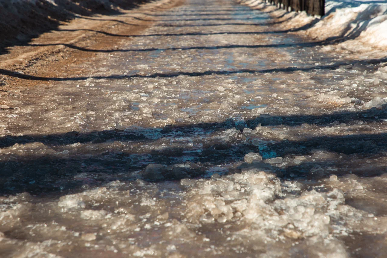 В Тверской области еще на сутки сохранится сильная гололедица