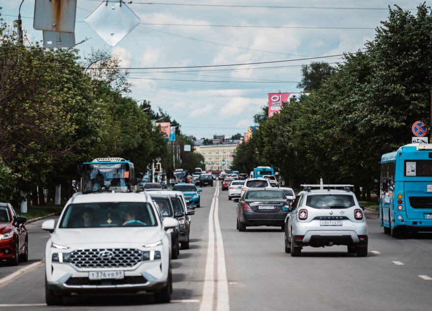 Аналитики дали прогноз по продажам легковых авто в следующем году Аналитики дали прогноз по продажам легковых авто в следующем году
