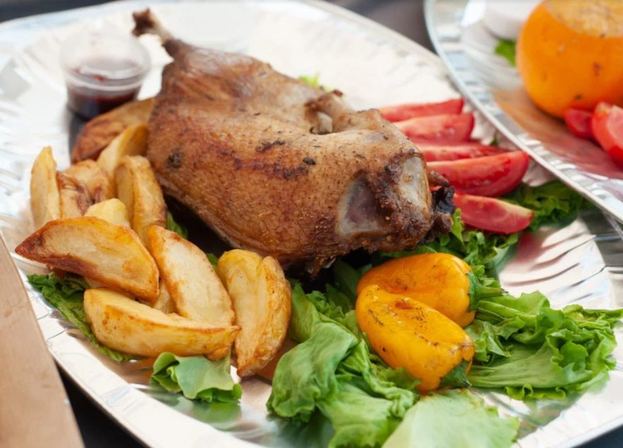 Биолог рассказала о лучших способах запекания мяса