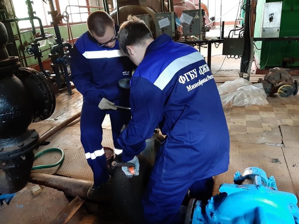 Военные коммунальщики Тверской области проводят запланированный ремонт обслуживаемых объектов