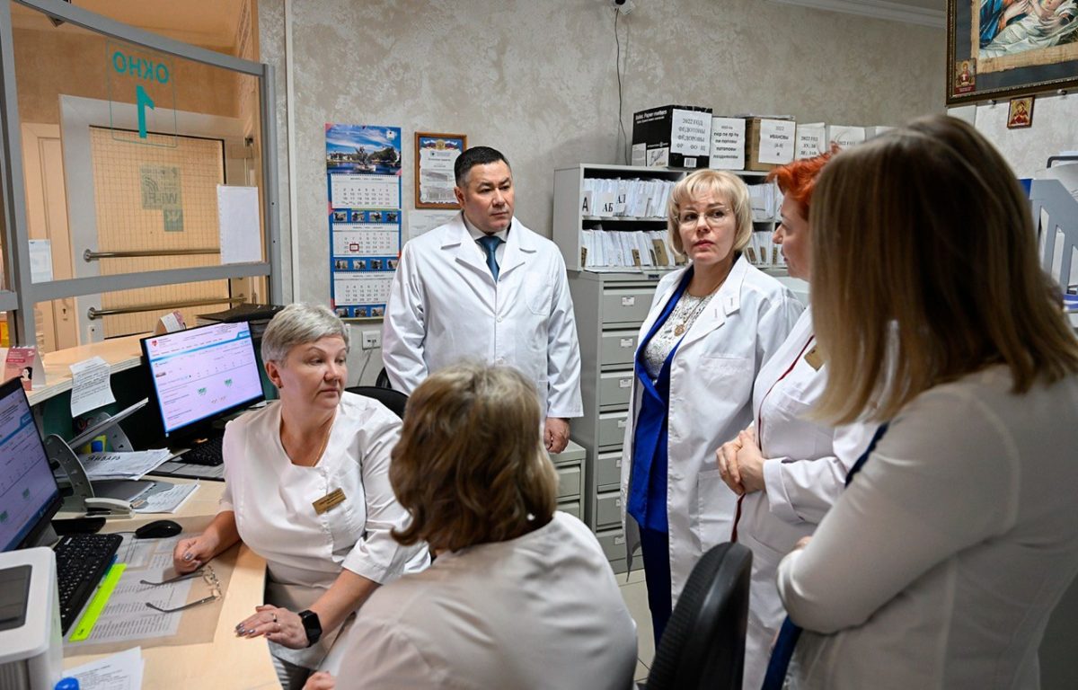 Губернатор Игорь Руденя провел инспекционную поездку по областным роддомам 