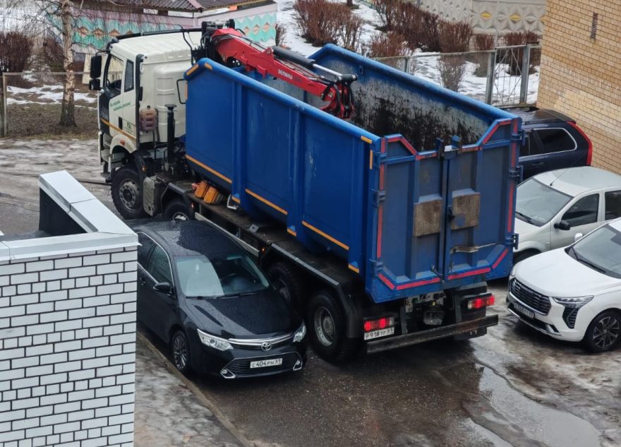 Жителей Тверской области просят не мешать вывозить мусор