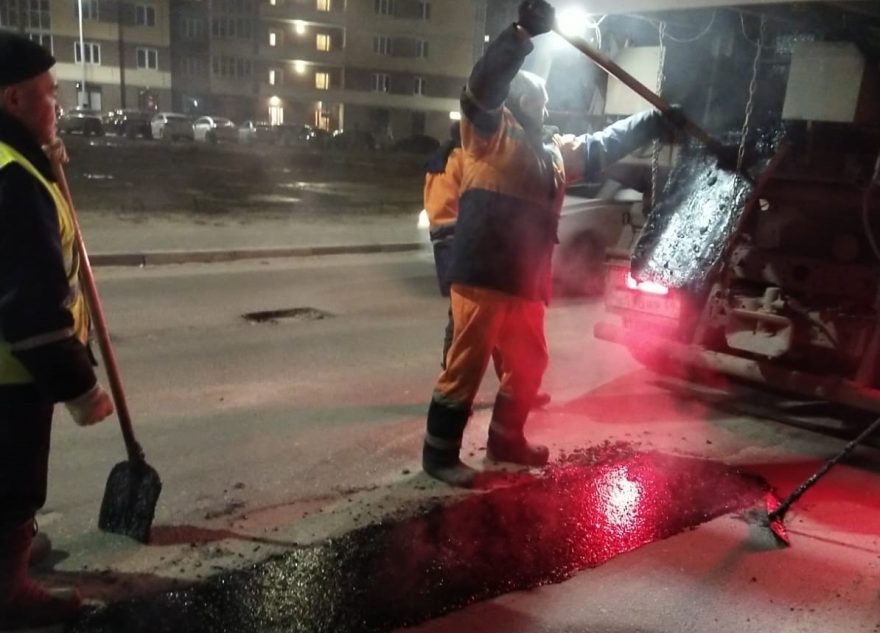 Жителям Твери напомнили, куда сообщать о плохих дорогах