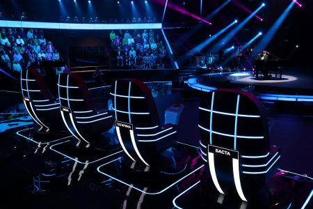 В популярном вокальном шоу «Голос» выступит участник из Тверской области