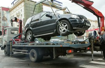 В России хотят изменить правила эвакуации автомобиля на штрафстоянку В России хотят изменить правила эвакуации автомобиля на штрафстоянку