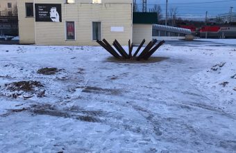 В Тверской области убрали новый памятник с грубой ошибкой